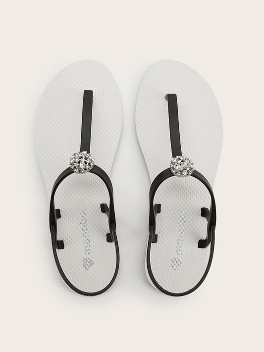 Rounded T-Strap Sandals with Dome Hollowed-Out Square-Round Stone