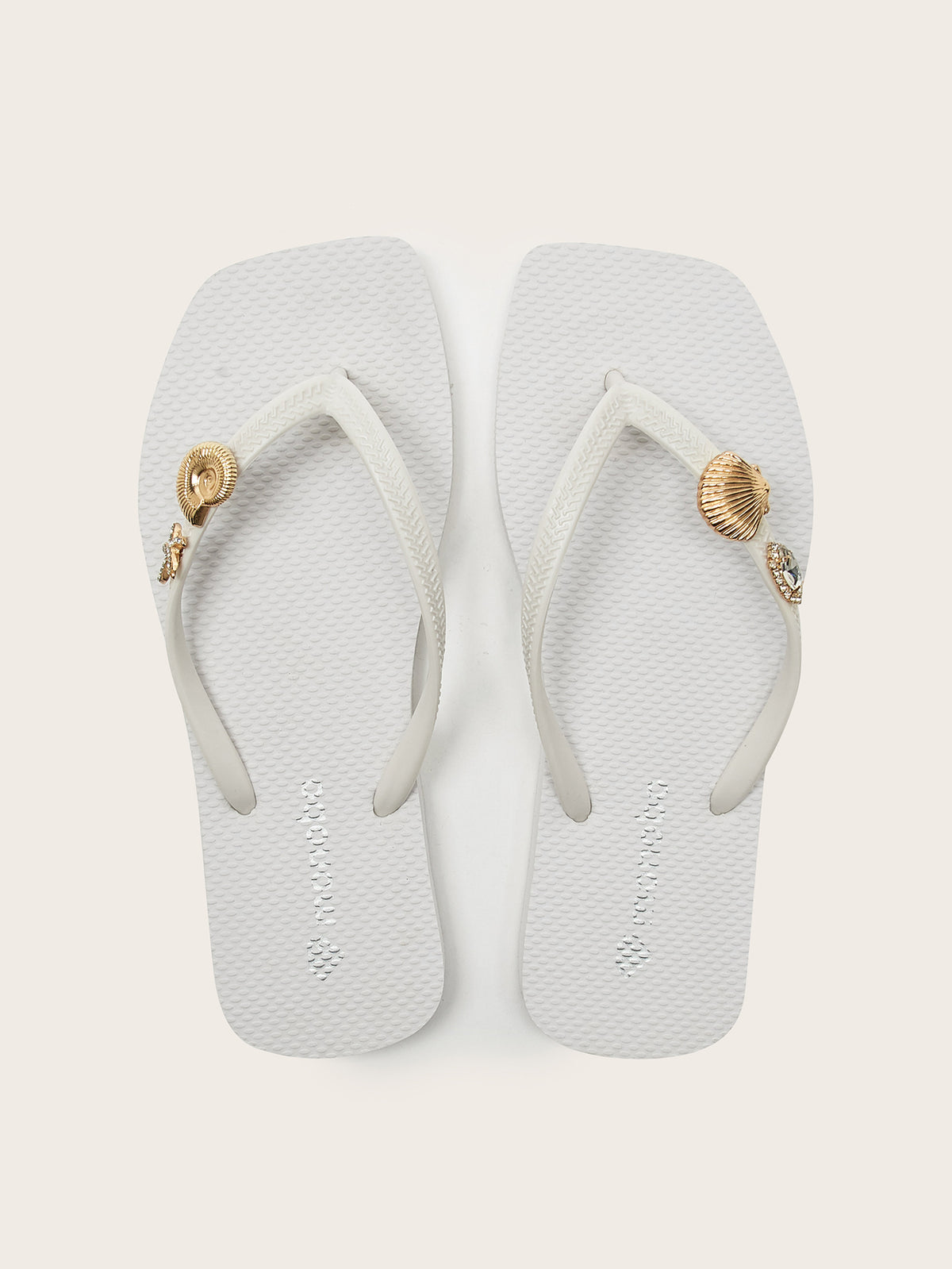 Squared Flat Heel  Flip-Flops with Golden Starfish Shell Sea Star