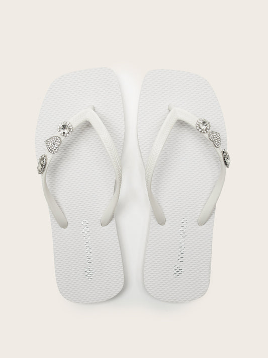 Squared Flat Heel  Flip-Flops with Silver 3 Diamonds