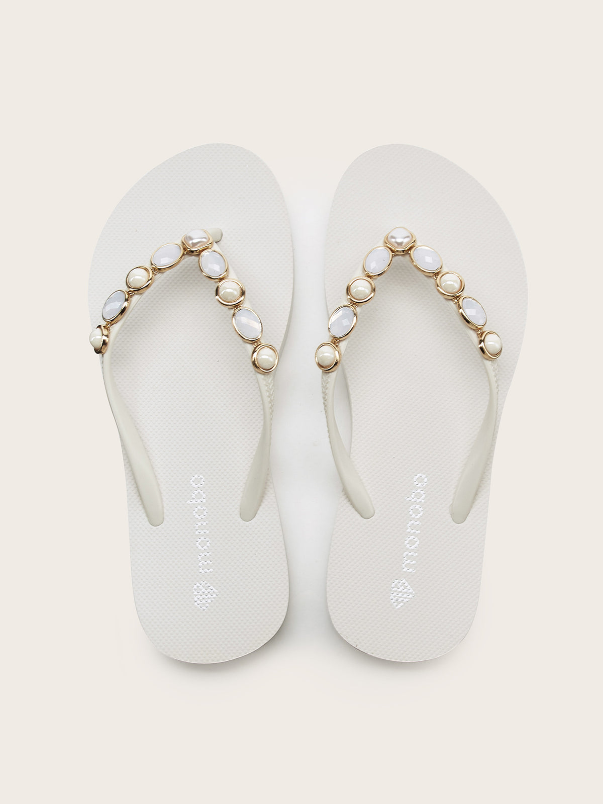 Rounded Mid-Heel Flip-Flops with Two-Tone Oval Pearl