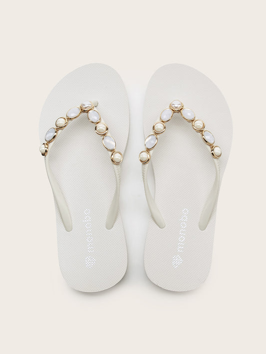 Rounded Mid-Heel Flip-Flops with Two-Tone Oval Pearl